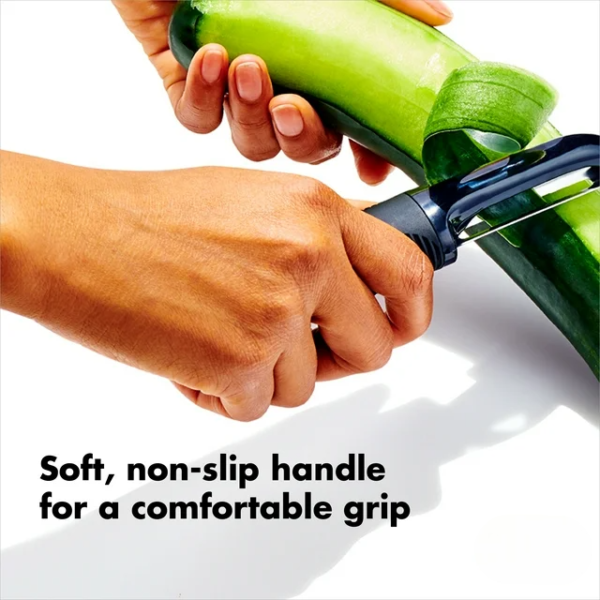 KitchenAxis Precision Swivel Peeler – Ergonomic Soft-Grip Handle, Black Finish - Image 5